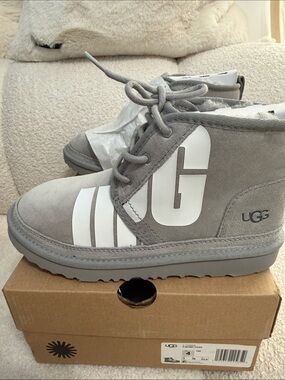 UGG Kids Short Suede Boots in Light Gray